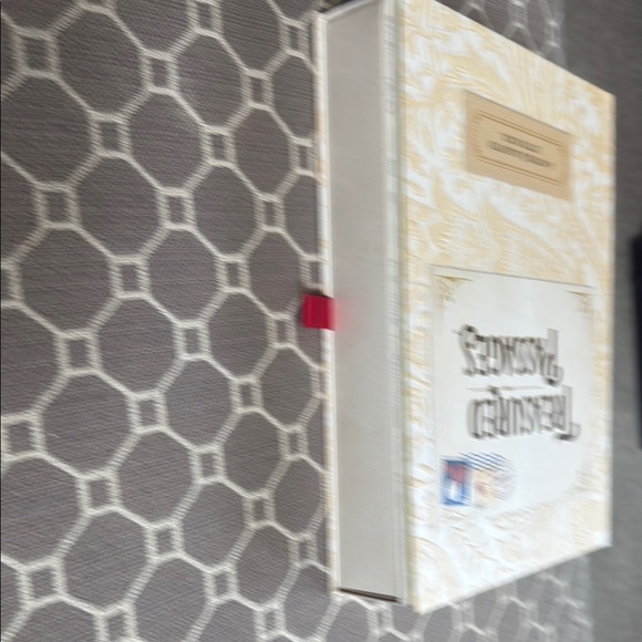 *Host Pick* Uncommon Goods Gold and Cream Letter Book for Mother and Daughter - Picture 10 of 10